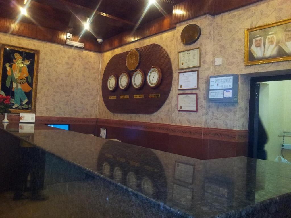 Omar Al Khayam Hotel Manama Exterior foto